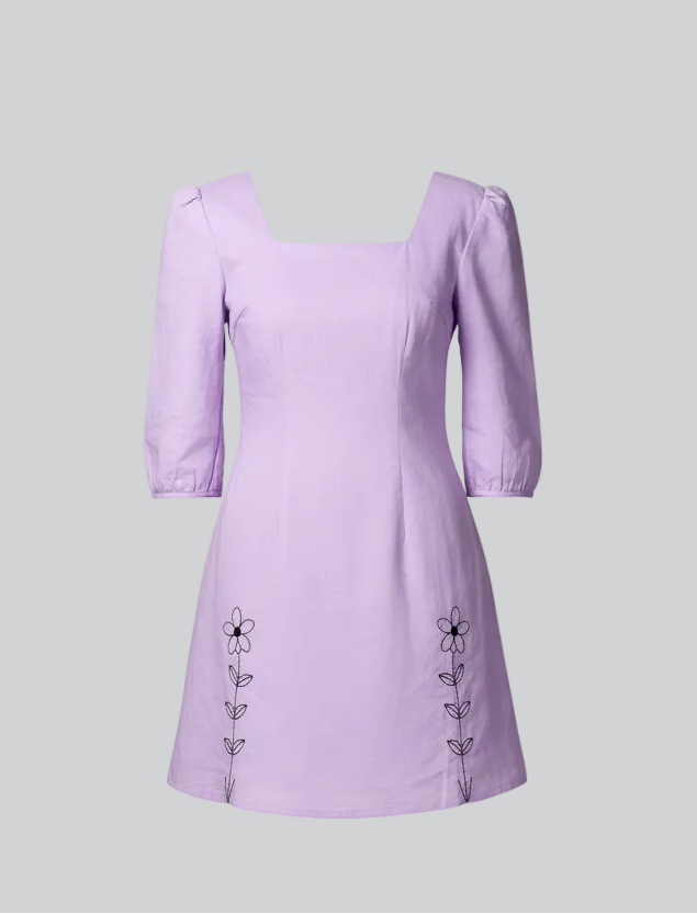 Iconic lilac sustainable dress with 3/4 sleeves in luxury linen-cotton. Front full Ghost Mannequin shot.